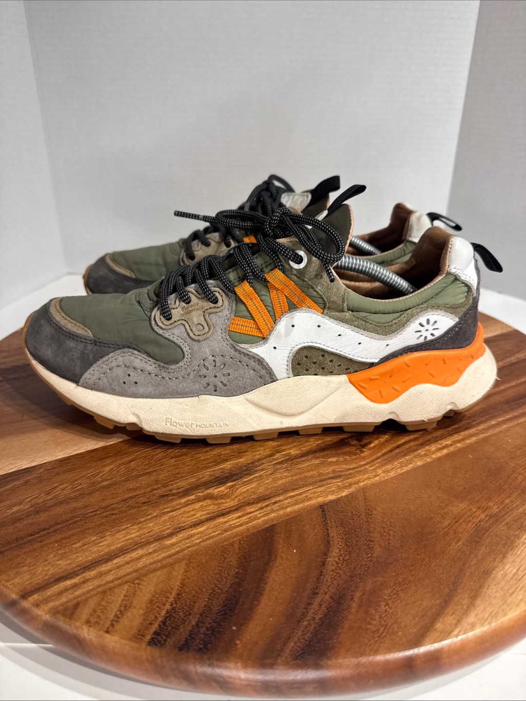 Flower Mountain Men’s Size 9 Sneakers Yamano 3 Trail Shoes Olive Orange Gray — image 5 of 8